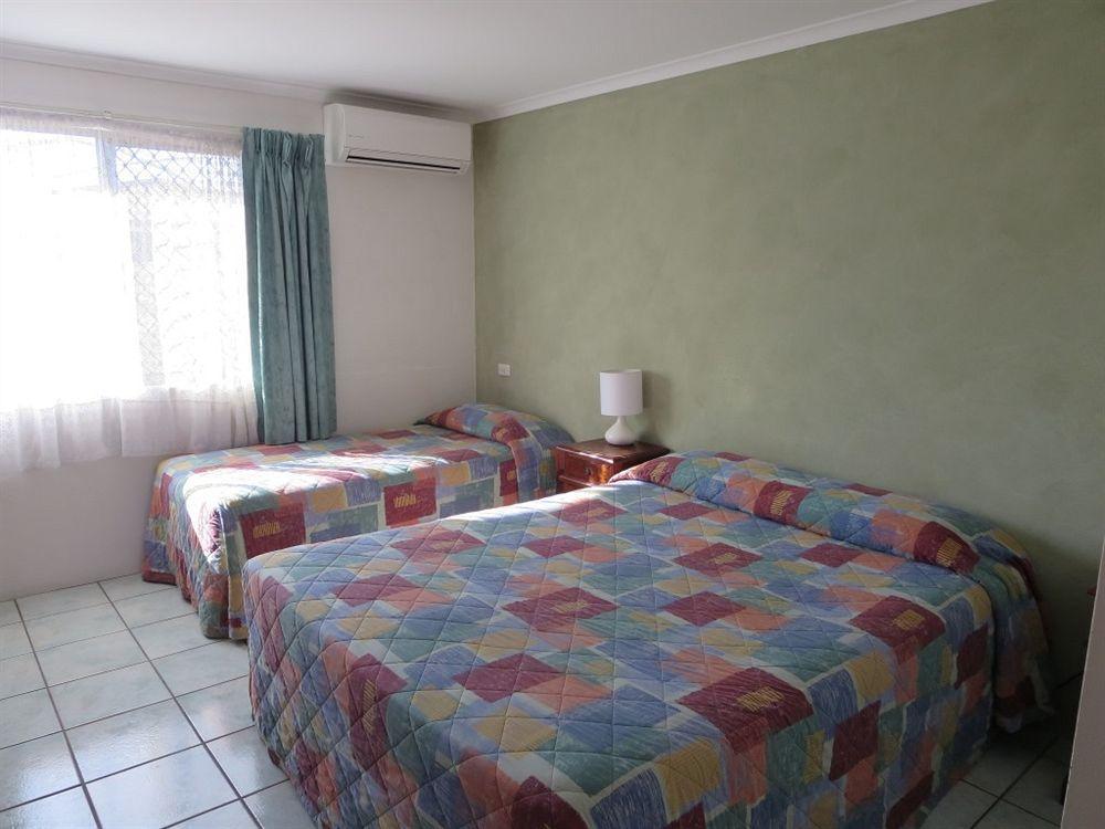 Galaxy Mackay Motor Inn Exterior foto
