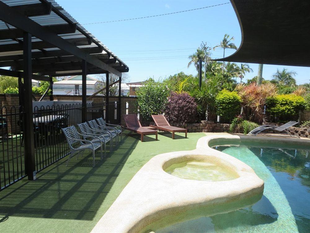 Galaxy Mackay Motor Inn Exterior foto