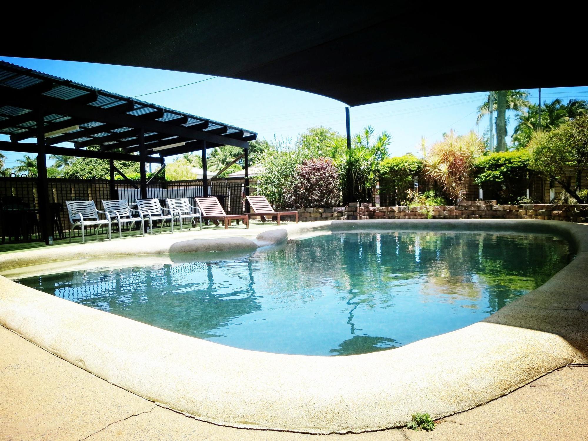 Galaxy Mackay Motor Inn Exterior foto